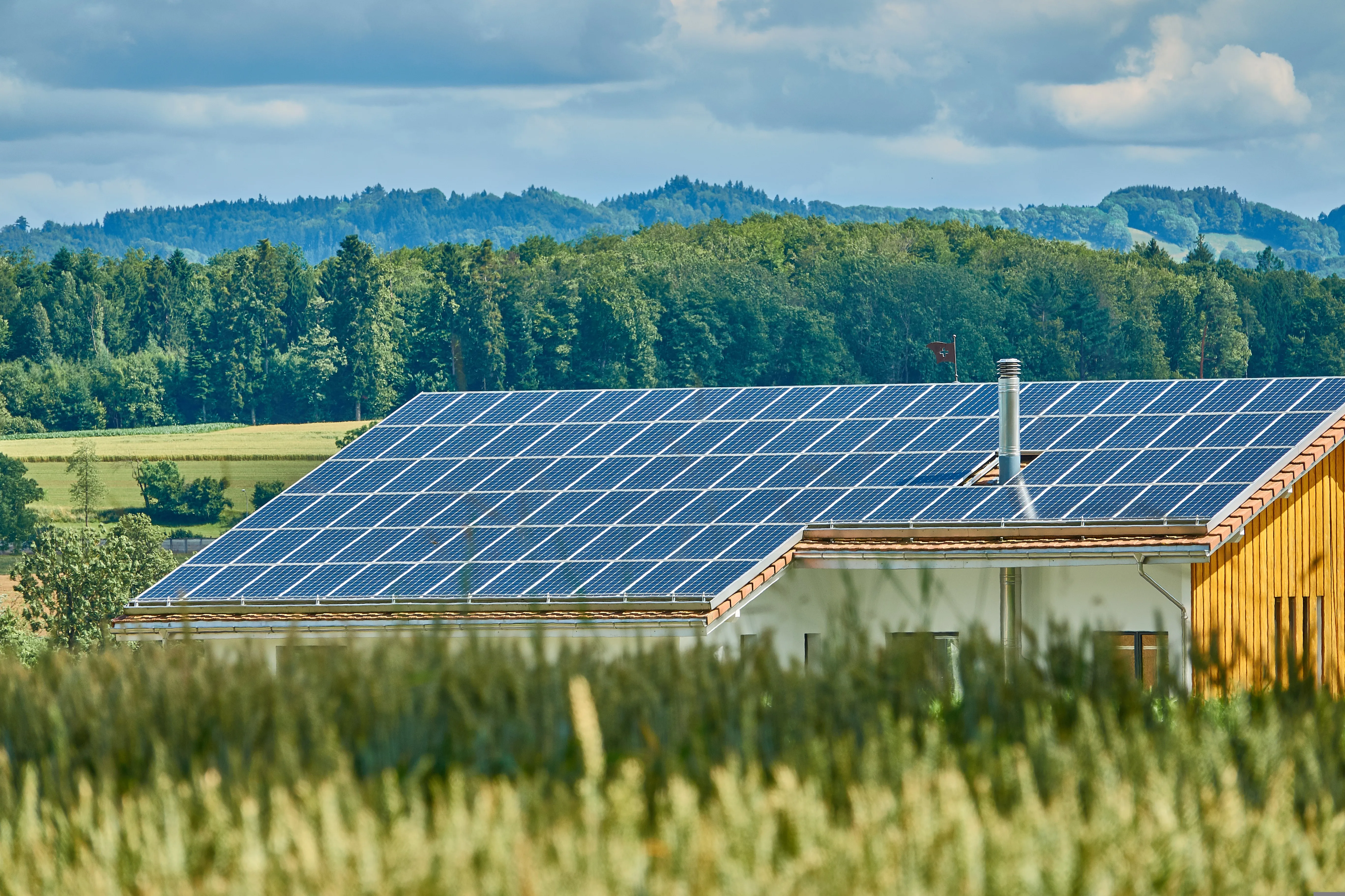 Photovoltaik-Anlage auf einem Dach